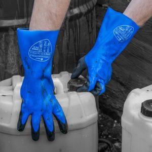 Polyco Grip It Oil Gauntlet X Cut & Chemical Resistant Glove - GIOGX - Image 4