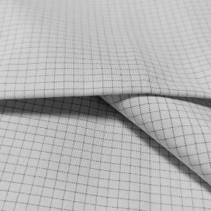 White Polyester Cotton TC Fabric 4mm Grid Anti Static - Image 3