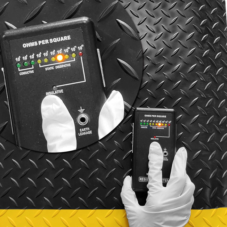 Workplace Use Anti Static ESD Anti Fatigue Floor Mat For Grounding - Image 3