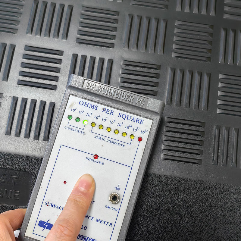 Customized Dust Free Elasticity Antistatic Anti Fatigue Floor Mat - Image 5