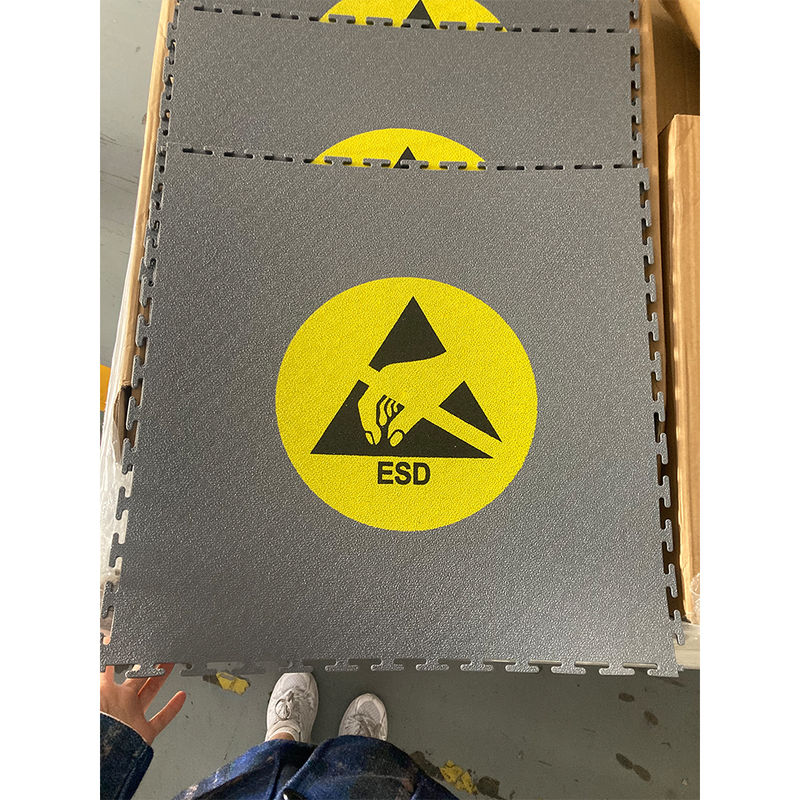 600x600mmx6mm Removable ESD Interlocking PVC Vinyl Floor - Image 2