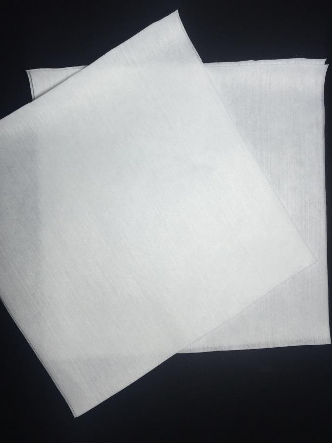 White Cleanroom Lint Free Cloth 55% Cellulose 45% Polyester Blend Knife Cut 1