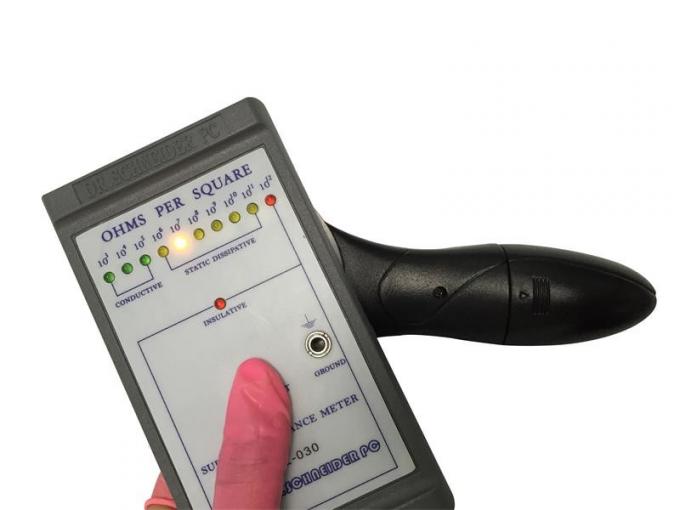 Anti Static ESD Safe Handheld Magnifier 62mm Dia. Lens 5X LED Light 2 Batteries Needed 0